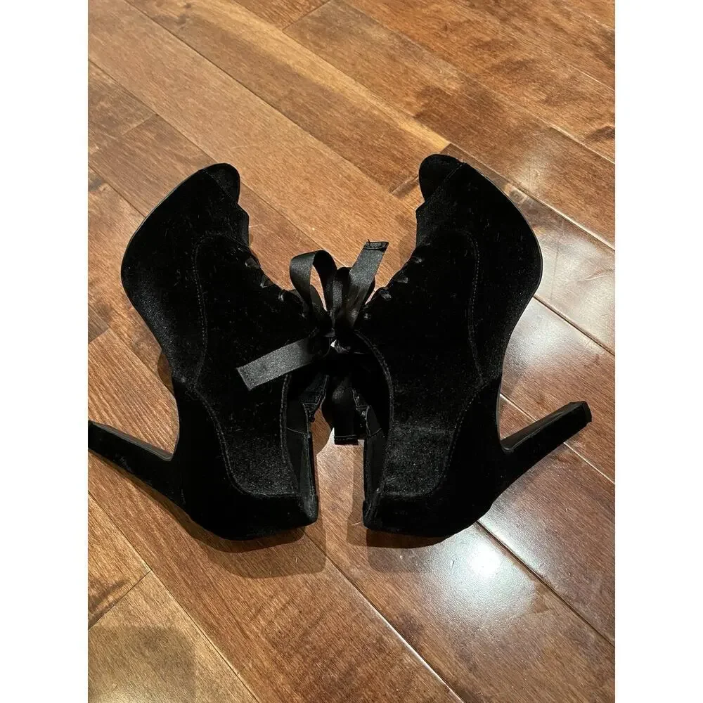 Kelly and Katie Black Open Toed Velvet Heeled Ankle Boot Sz 10 Bow tie Stiletto